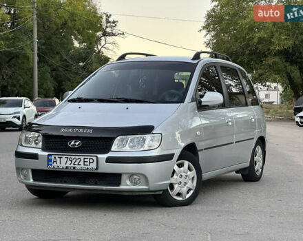Сірий Хендай Матрікс, об'ємом двигуна 1.8 л та пробігом 156 тис. км за 4600 $, фото 1 на Automoto.ua