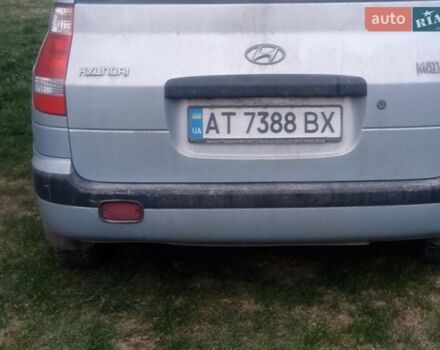 Серый Хендай Матрикс, объемом двигателя 1.6 л и пробегом 238 тыс. км за 2600 $, фото 1 на Automoto.ua