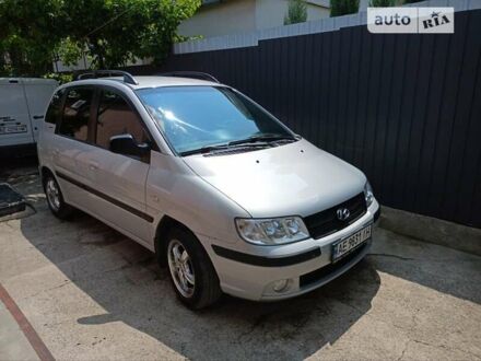 Сірий Хендай Матрікс, об'ємом двигуна 1.8 л та пробігом 144 тис. км за 5300 $, фото 1 на Automoto.ua