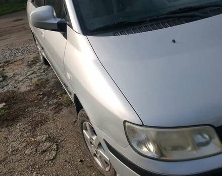 Сірий Хендай Матрікс, об'ємом двигуна 1.6 л та пробігом 182 тис. км за 3500 $, фото 1 на Automoto.ua