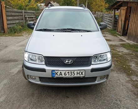 Серый Хендай Матрикс, объемом двигателя 1.5 л и пробегом 243 тыс. км за 3700 $, фото 1 на Automoto.ua