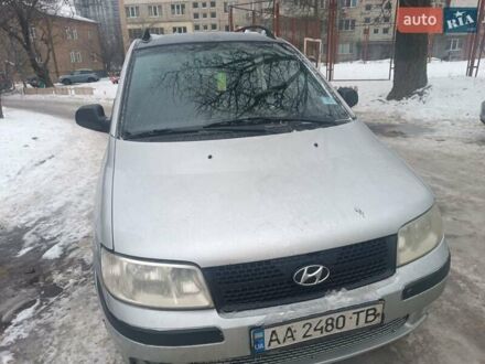 Сірий Хендай Матрікс, об'ємом двигуна 1.6 л та пробігом 400 тис. км за 2500 $, фото 1 на Automoto.ua