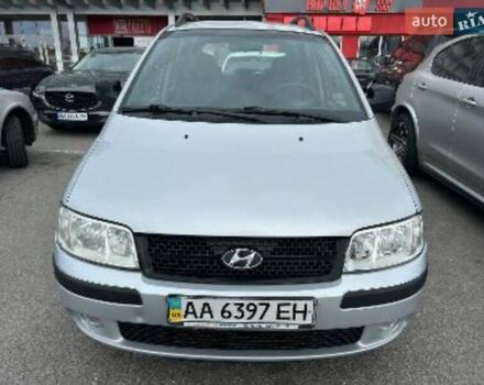 Серый Хендай Матрикс, объемом двигателя 1.6 л и пробегом 205 тыс. км за 3500 $, фото 1 на Automoto.ua