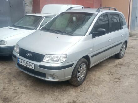 Сірий Хендай Матрікс, об'ємом двигуна 1.8 л та пробігом 220 тис. км за 3900 $, фото 1 на Automoto.ua