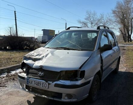 Серый Хендай Матрикс, объемом двигателя 1.6 л и пробегом 250 тыс. км за 1000 $, фото 1 на Automoto.ua