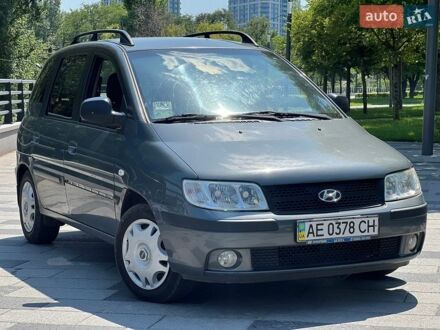 Сірий Хендай Матрікс, об'ємом двигуна 1.6 л та пробігом 130 тис. км за 3000 $, фото 1 на Automoto.ua