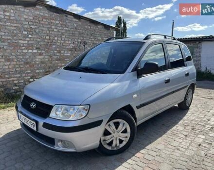 Сірий Хендай Матрікс, об'ємом двигуна 1.8 л та пробігом 241 тис. км за 4200 $, фото 1 на Automoto.ua