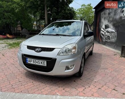 Серый Хендай Матрикс, объемом двигателя 1.5 л и пробегом 200 тыс. км за 4200 $, фото 1 на Automoto.ua