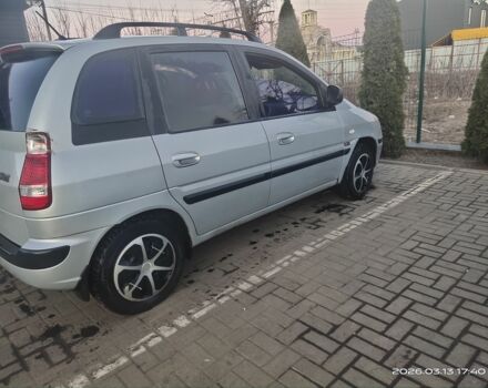 Серый Хендай Матрикс, объемом двигателя 1.8 л и пробегом 215 тыс. км за 4850 $, фото 1 на Automoto.ua