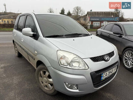 Серый Хендай Матрикс, объемом двигателя 1.6 л и пробегом 232 тыс. км за 6400 $, фото 1 на Automoto.ua