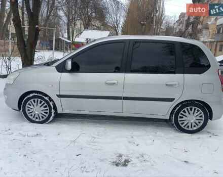 Сірий Хендай Матрікс, об'ємом двигуна 1.6 л та пробігом 221 тис. км за 5500 $, фото 1 на Automoto.ua