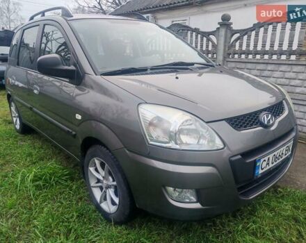 Серый Хендай Матрикс, объемом двигателя 1.49 л и пробегом 188 тыс. км за 5300 $, фото 1 на Automoto.ua