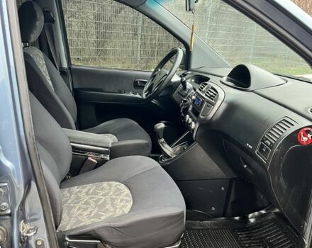 Синий Хендай Матрикс, объемом двигателя 1.6 л и пробегом 284 тыс. км за 1700 $, фото 15 на Automoto.ua