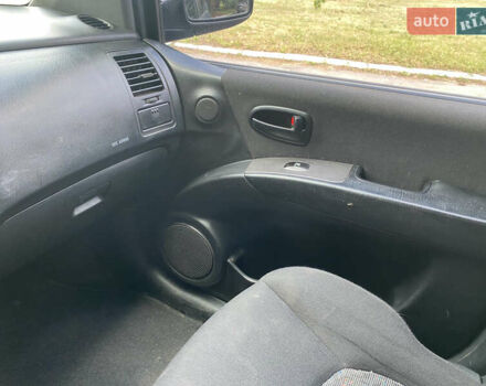 Синий Хендай Матрикс, объемом двигателя 1.6 л и пробегом 228 тыс. км за 3350 $, фото 9 на Automoto.ua