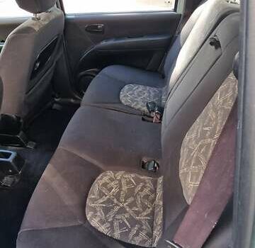 Синий Хендай Матрикс, объемом двигателя 1.49 л и пробегом 302 тыс. км за 3100 $, фото 9 на Automoto.ua