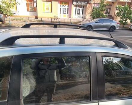 Синий Хендай Матрикс, объемом двигателя 1.49 л и пробегом 302 тыс. км за 3100 $, фото 4 на Automoto.ua