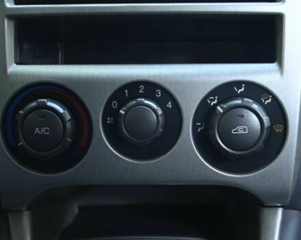 Синій Хендай Матрікс, об'ємом двигуна 1.6 л та пробігом 139 тис. км за 4500 $, фото 14 на Automoto.ua