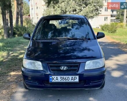 Синий Хендай Матрикс, объемом двигателя 1.6 л и пробегом 181 тыс. км за 2650 $, фото 1 на Automoto.ua