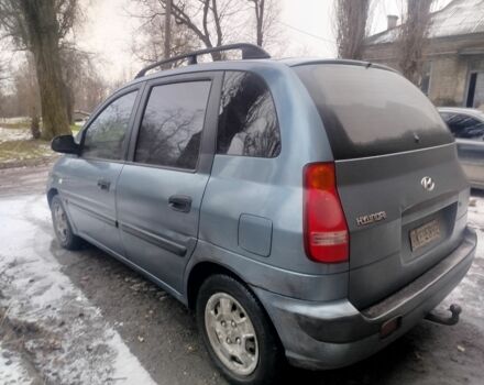 Синій Хендай Матрікс, об'ємом двигуна 2 л та пробігом 250 тис. км за 1866 $, фото 2 на Automoto.ua