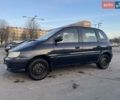 Синий Хендай Матрикс, объемом двигателя 1.6 л и пробегом 237 тыс. км за 2800 $, фото 1 на Automoto.ua
