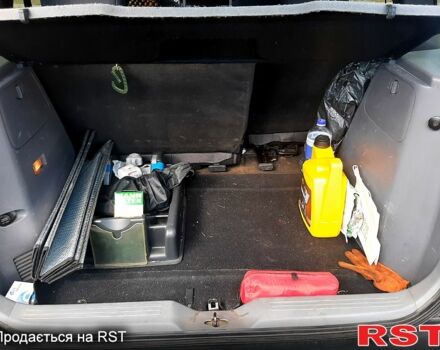 Синий Хендай Матрикс, объемом двигателя 1.6 л и пробегом 252 тыс. км за 3900 $, фото 7 на Automoto.ua