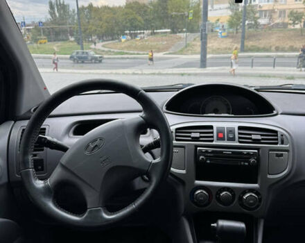 Синий Хендай Матрикс, объемом двигателя 1.8 л и пробегом 337 тыс. км за 3999 $, фото 9 на Automoto.ua