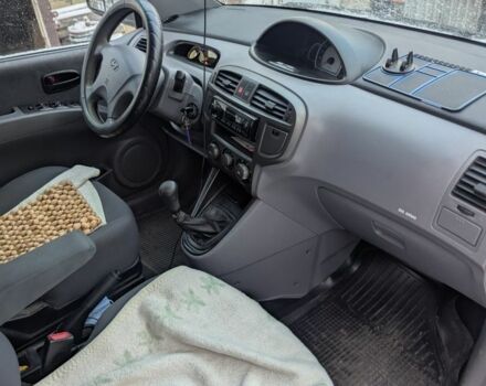 Синій Хендай Матрікс, об'ємом двигуна 1.6 л та пробігом 258 тис. км за 2900 $, фото 6 на Automoto.ua