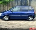 Синий Хендай Матрикс, объемом двигателя 1.6 л и пробегом 203 тыс. км за 3999 $, фото 1 на Automoto.ua