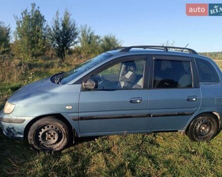 Синий Хендай Матрикс, объемом двигателя 1.6 л и пробегом 229 тыс. км за 3600 $, фото 5 на Automoto.ua