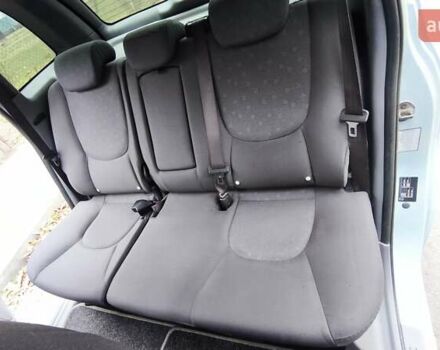 Синий Хендай Матрикс, объемом двигателя 1.6 л и пробегом 268 тыс. км за 4700 $, фото 25 на Automoto.ua