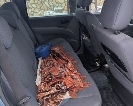 Синій Хендай Матрікс, об'ємом двигуна 1.6 л та пробігом 258 тис. км за 2900 $, фото 4 на Automoto.ua