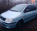 Синий Хендай Матрикс, объемом двигателя 1.6 л и пробегом 374 тыс. км за 2700 $, фото 1 на Automoto.ua