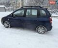 Синій Хендай Матрікс, об'ємом двигуна 1.8 л та пробігом 223 тис. км за 4300 $, фото 3 на Automoto.ua