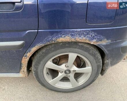 Синій Хендай Матрікс, об'ємом двигуна 1.8 л та пробігом 152 тис. км за 2500 $, фото 1 на Automoto.ua