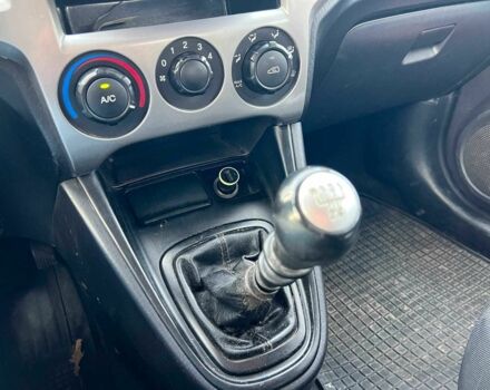 Синій Хендай Матрікс, об'ємом двигуна 1.5 л та пробігом 143 тис. км за 4390 $, фото 12 на Automoto.ua