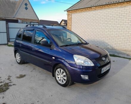 Синий Хендай Матрикс, объемом двигателя 1.6 л и пробегом 226 тыс. км за 5300 $, фото 1 на Automoto.ua