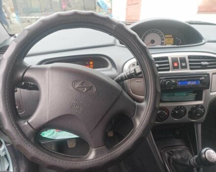 Синий Хендай Матрикс, объемом двигателя 1.5 л и пробегом 211 тыс. км за 4500 $, фото 8 на Automoto.ua