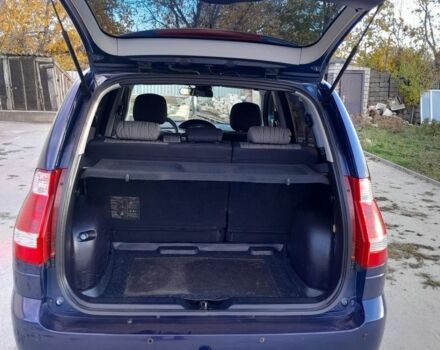 Синий Хендай Матрикс, объемом двигателя 1.6 л и пробегом 226 тыс. км за 5300 $, фото 3 на Automoto.ua