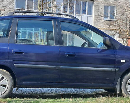 Синий Хендай Матрикс, объемом двигателя 1.6 л и пробегом 247 тыс. км за 4200 $, фото 7 на Automoto.ua