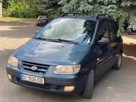 Синий Хендай Матрикс, объемом двигателя 1.6 л и пробегом 170 тыс. км за 3500 $, фото 1 на Automoto.ua