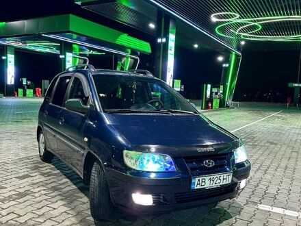 Синий Хендай Матрикс, объемом двигателя 1.8 л и пробегом 260 тыс. км за 3850 $, фото 1 на Automoto.ua