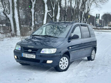 Синий Хендай Матрикс, объемом двигателя 1.8 л и пробегом 261 тыс. км за 3800 $, фото 1 на Automoto.ua