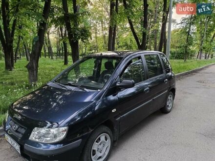 Синій Хендай Матрікс, об'ємом двигуна 1.6 л та пробігом 330 тис. км за 1600 $, фото 1 на Automoto.ua