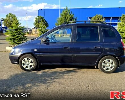 Синий Хендай Матрикс, объемом двигателя 1.6 л и пробегом 245 тыс. км за 3500 $, фото 1 на Automoto.ua