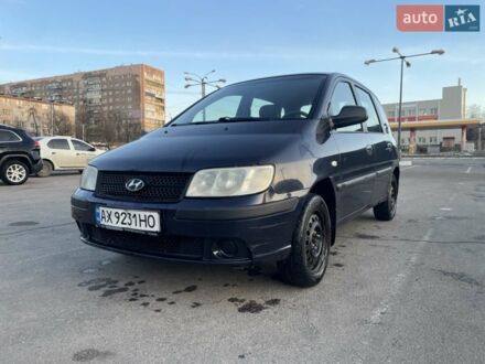 Синий Хендай Матрикс, объемом двигателя 1.6 л и пробегом 237 тыс. км за 2800 $, фото 1 на Automoto.ua