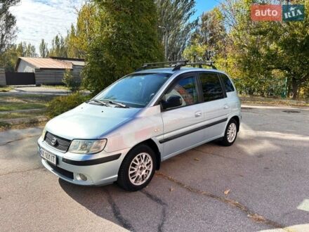 Синий Хендай Матрикс, объемом двигателя 1.6 л и пробегом 217 тыс. км за 4700 $, фото 1 на Automoto.ua