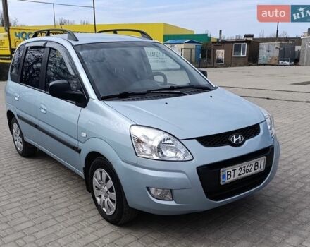 Синий Хендай Матрикс, объемом двигателя 1.6 л и пробегом 345 тыс. км за 4700 $, фото 1 на Automoto.ua