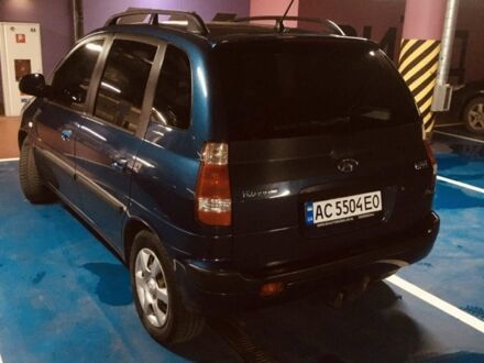 Синий Хендай Матрикс, объемом двигателя 1.6 л и пробегом 196 тыс. км за 3900 $, фото 1 на Automoto.ua