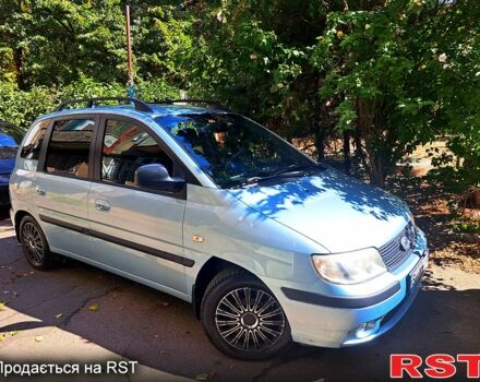 Синий Хендай Матрикс, объемом двигателя 1.8 л и пробегом 137 тыс. км за 4200 $, фото 1 на Automoto.ua