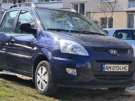 Синий Хендай Матрикс, объемом двигателя 1.6 л и пробегом 247 тыс. км за 3900 $, фото 1 на Automoto.ua